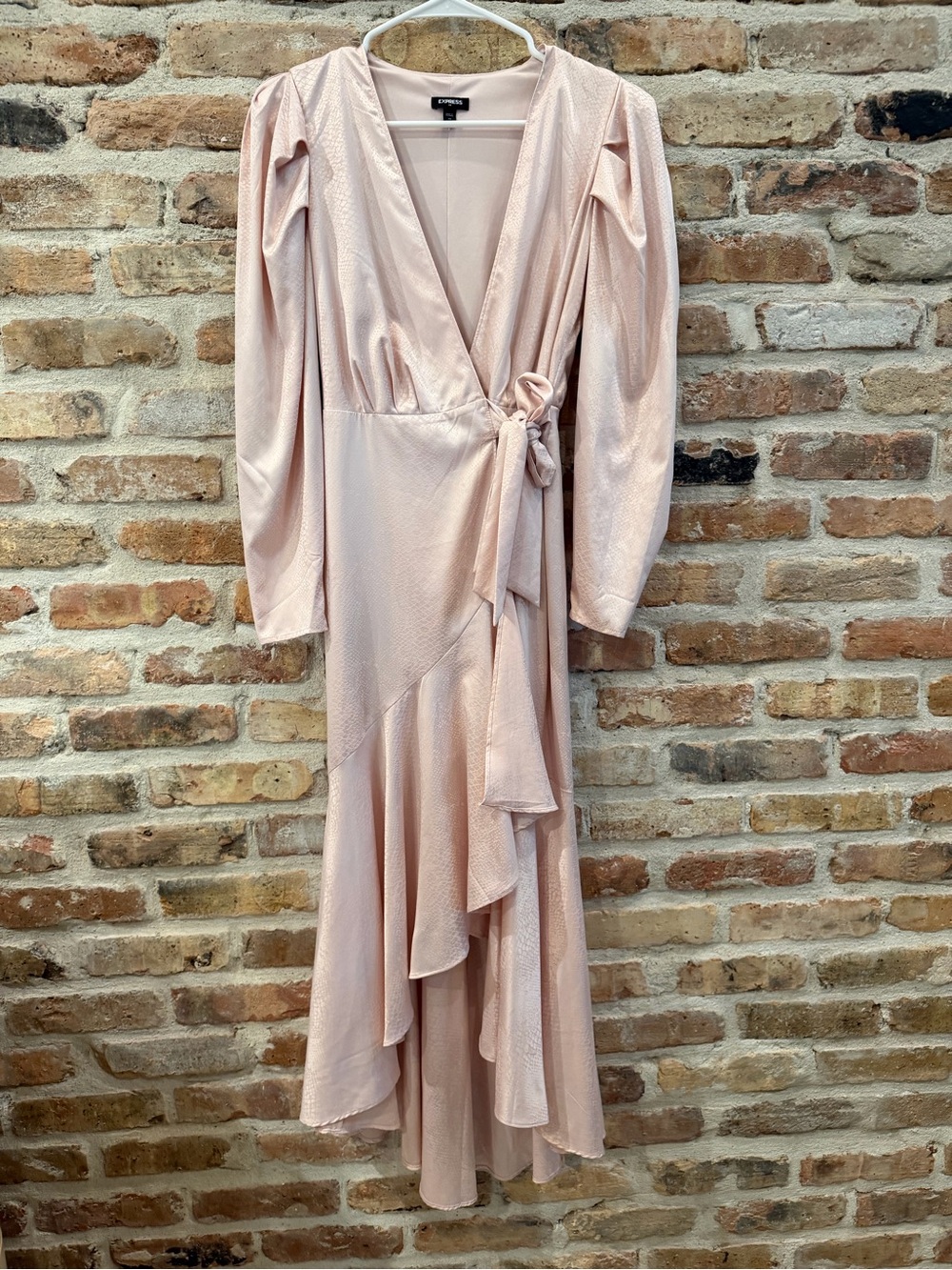 Express ruffle dress